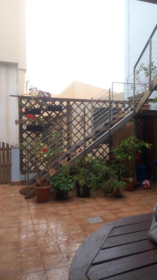 I Tre Scalini Acomodação com café da manhã Stintino Exterior foto
